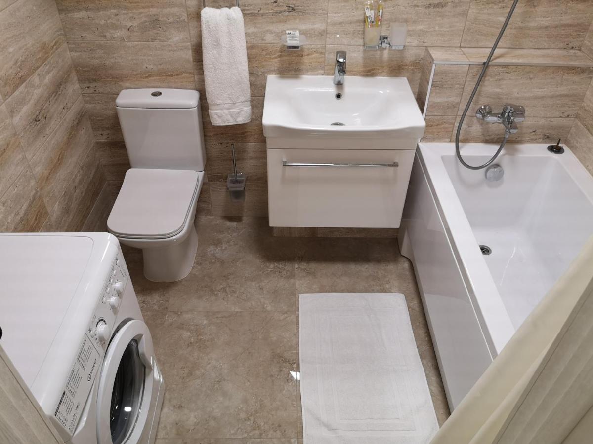 LUX Apartment,10 Фонтана,до моря 5 минут Одеса Екстериор снимка
