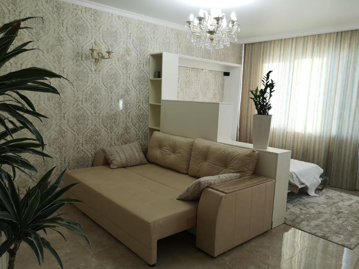 LUX Apartment,10 Фонтана,до моря 5 минут Одеса Екстериор снимка
