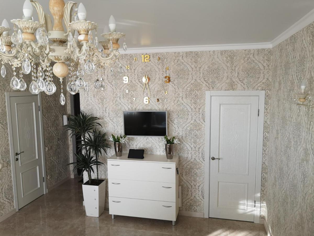 LUX Apartment,10 Фонтана,до моря 5 минут Одеса Екстериор снимка