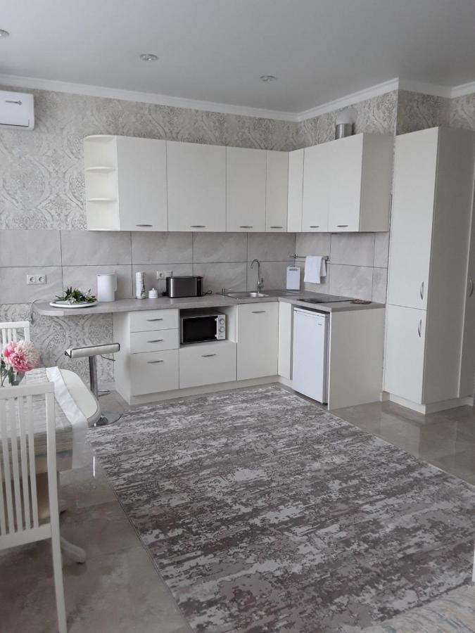 LUX Apartment,10 Фонтана,до моря 5 минут Одеса Екстериор снимка